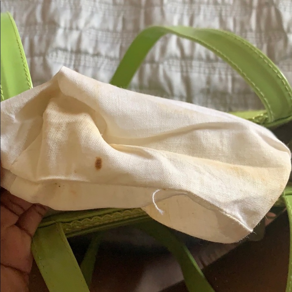 green bag - Picture 4 of 5